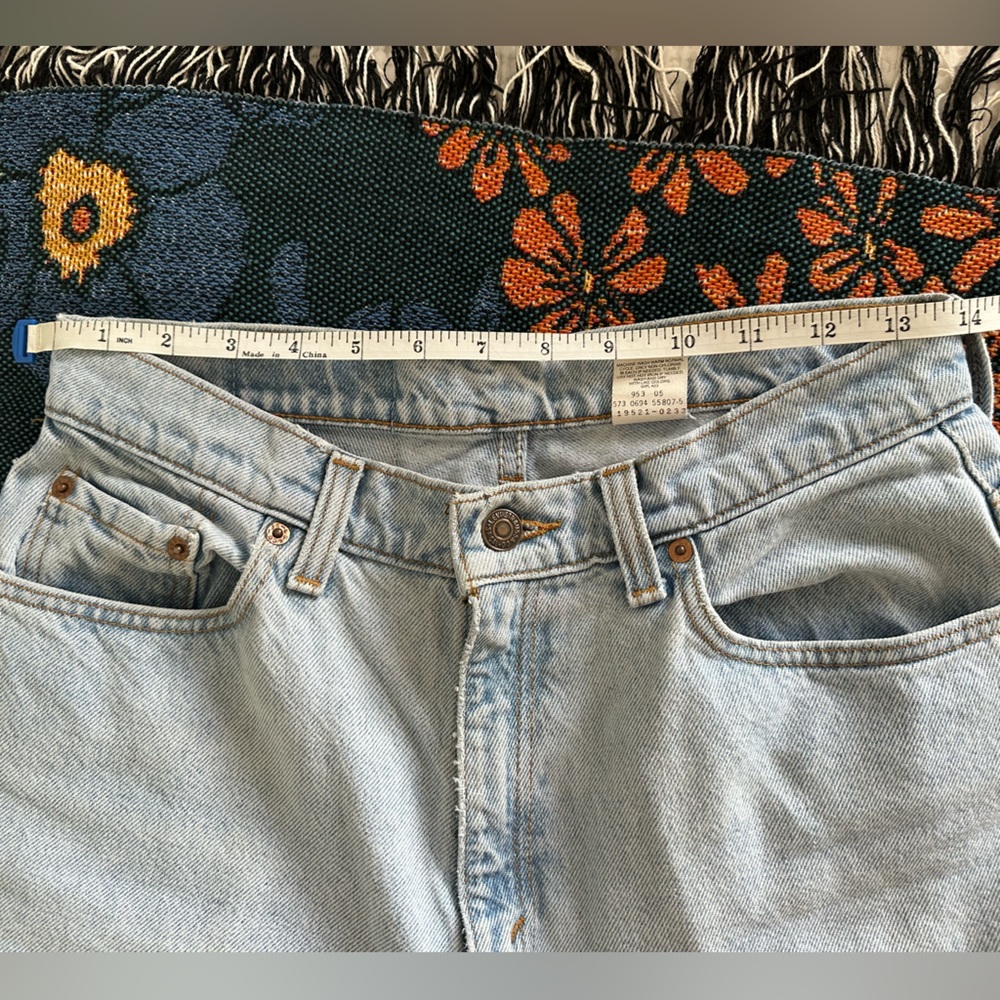 Vintage 90’s Levi’s 521 Jeans - Picture 5 of 8